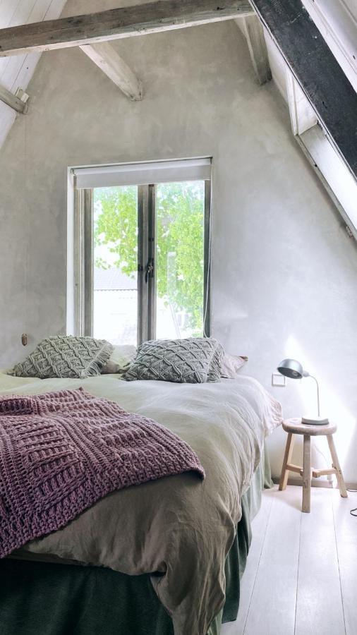 Bed and breakfast In De Aap - &