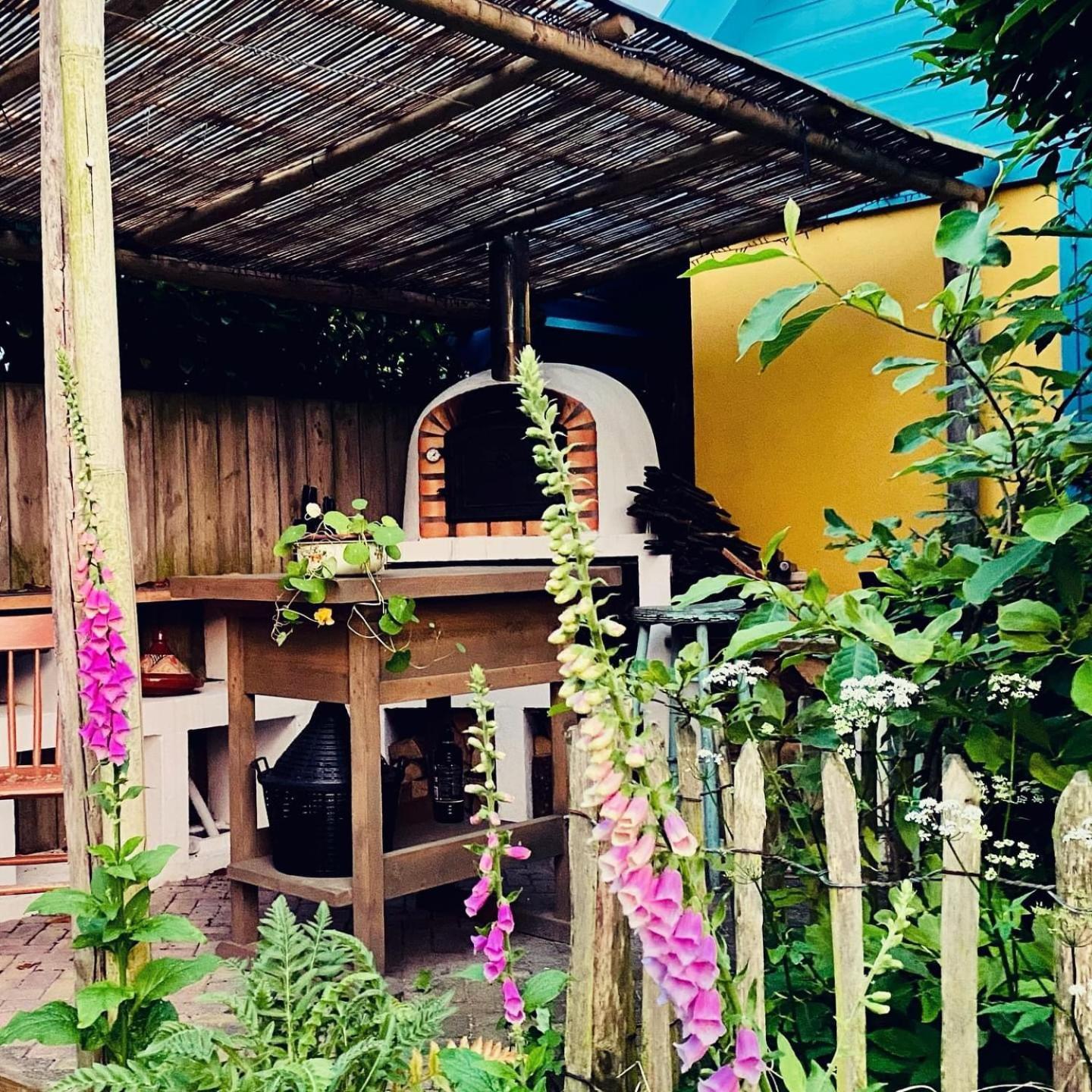 Bed and breakfast In De Aap - &