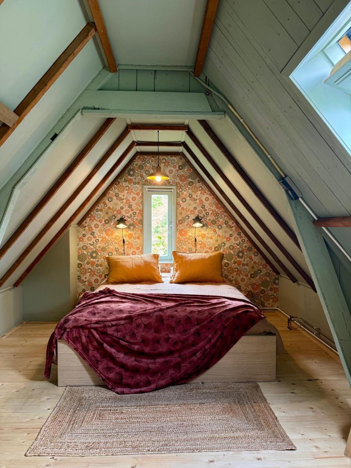 Bed and breakfast In De Aap - & 3*